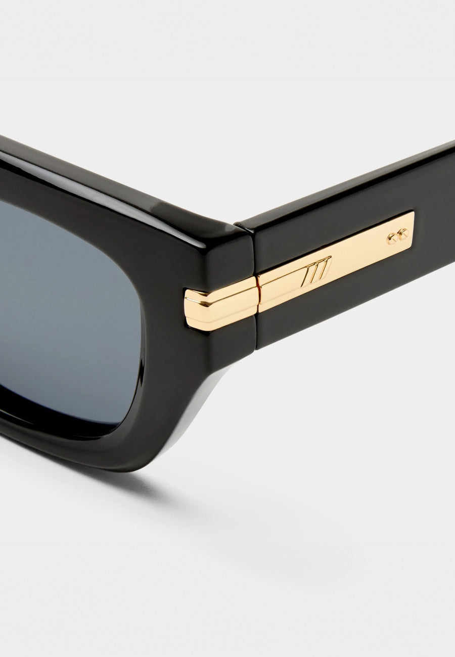 Le Specs Cubito+ Black