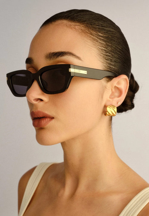 Le Specs Cubito+ Black