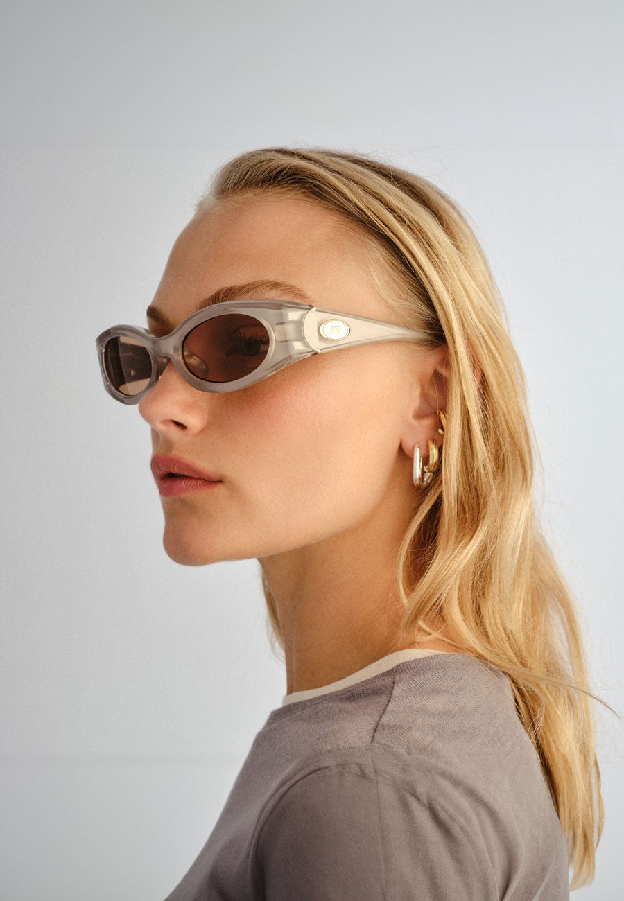 Le Specs Glaciem Pearl Sandstone