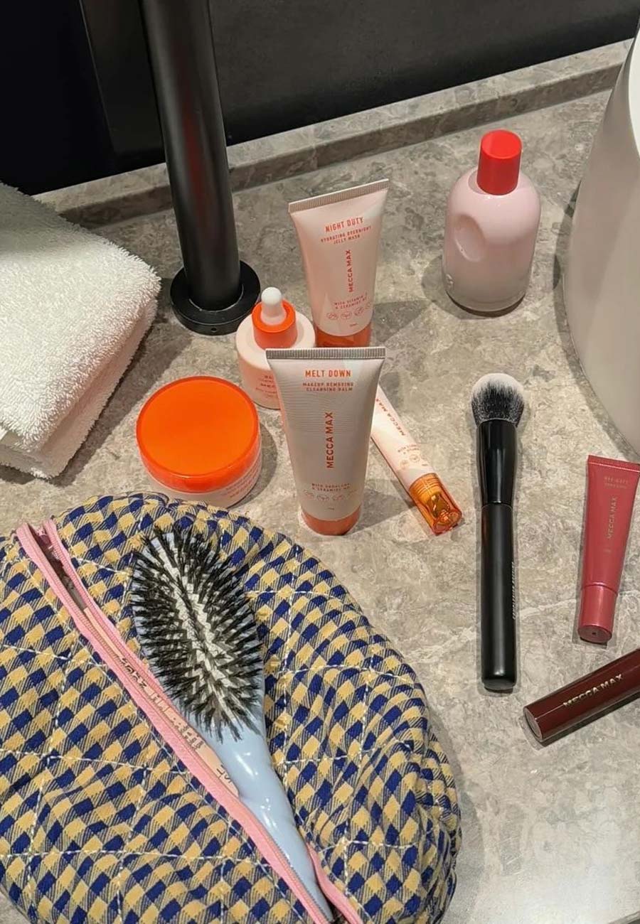 Buttermilk Accessories Grace Carry All Bag Lemon Berry Cheesecake