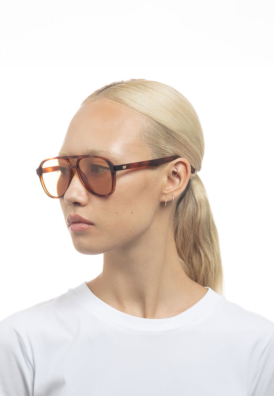 Le Specs Tragic Magic Toffee Tort