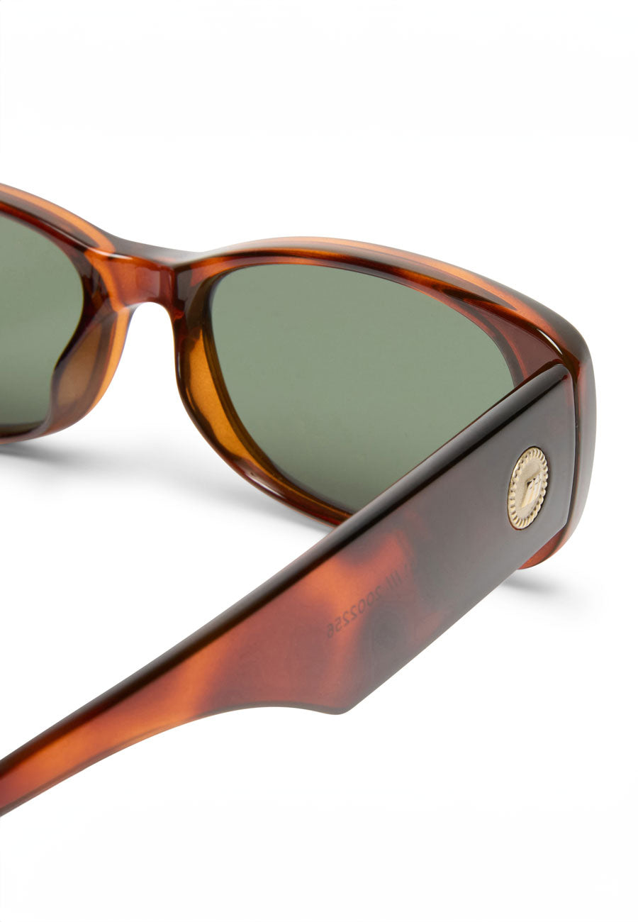 Le Specs Unreal! Toffee Tort