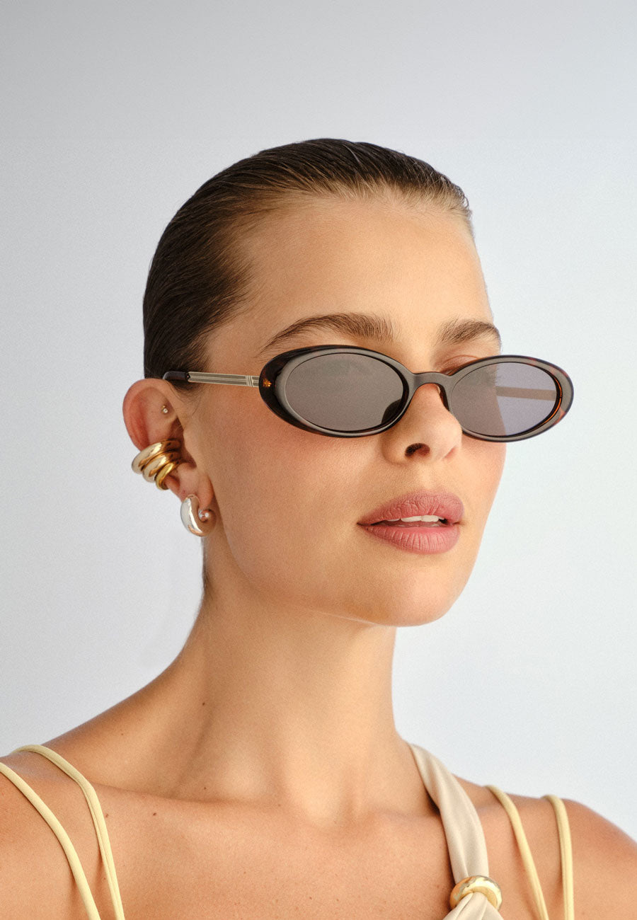 Le Specs Magnifique Dark Tort