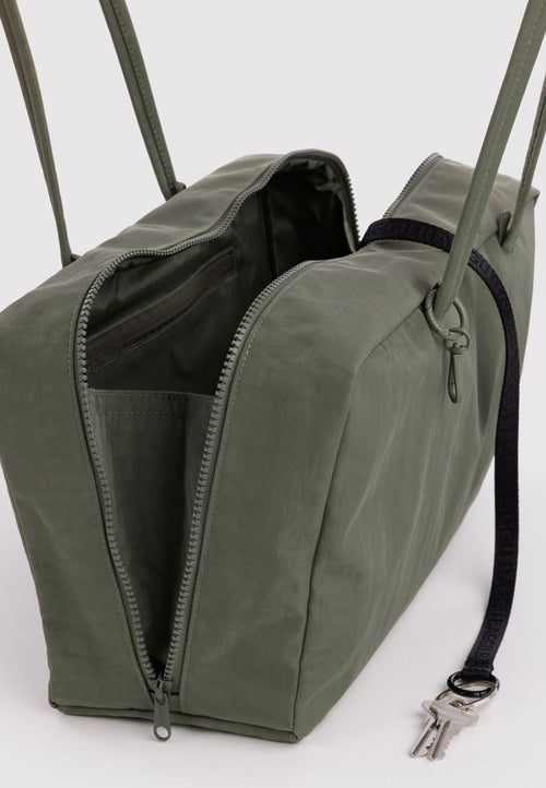 Baggu Medium Nylon Bowler Caper