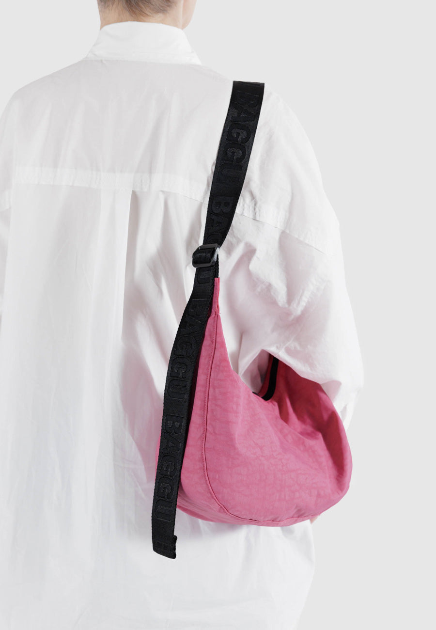 Baggu Medium Nylon Crescent Bag Azalea Pink