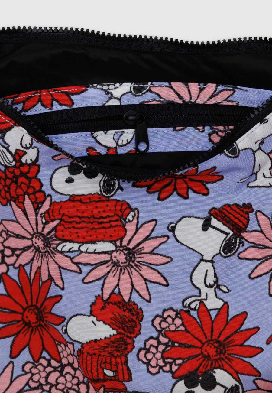 Baggu Medium Nylon Crescent Bag Floral Snoopy