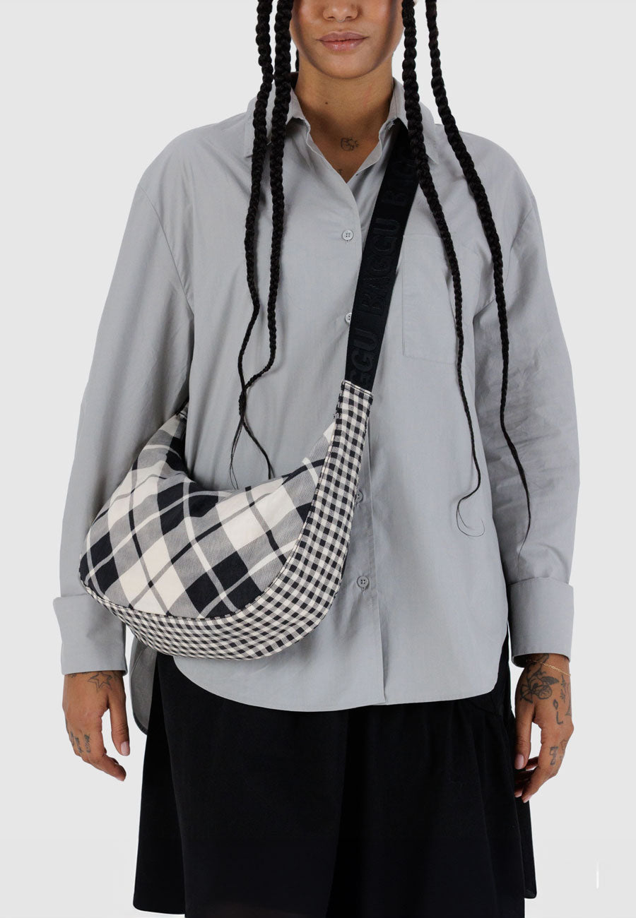 Baggu Medium Nylon Crescent Bag Mixed Plaid