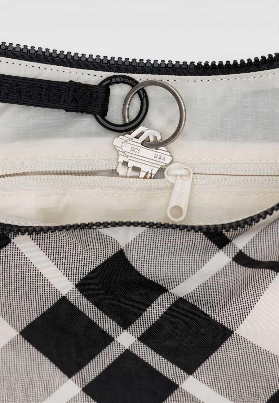 Baggu Medium Nylon Crescent Bag Mixed Plaid