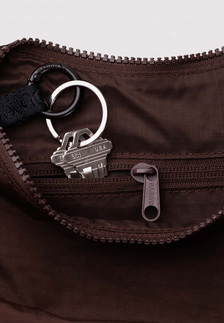 Baggu Small Nylon Crescent Bag Coffee