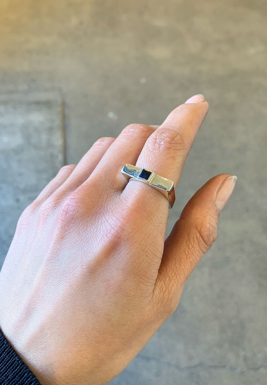 Chills Steady Ring Sapphire