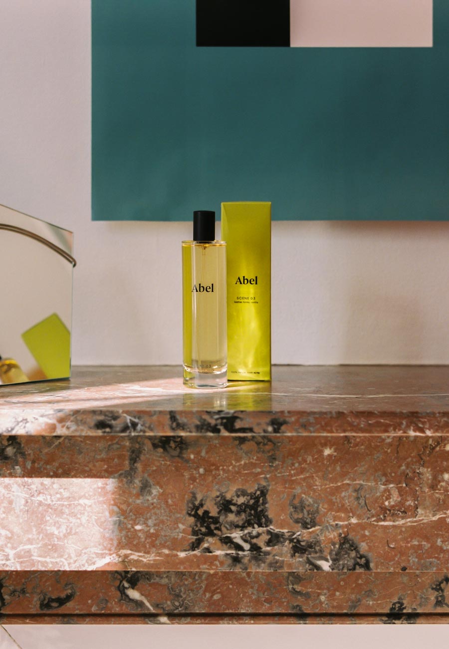 Abel Room Fragrance Scene 03