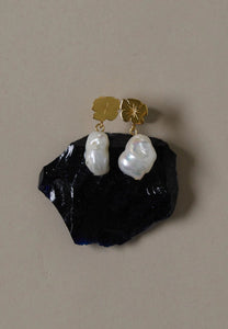 Brie Leon Marie Baroque Pearl Earrings Gold