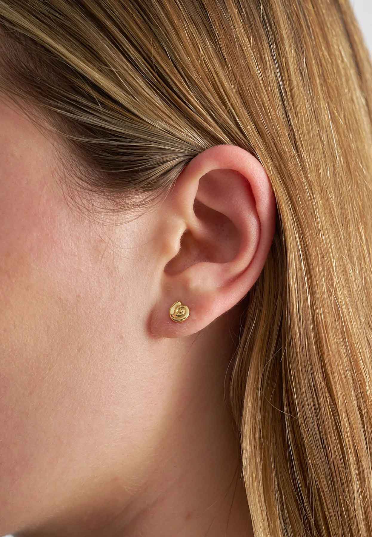 Brie Leon Mini Spiral Earrings Gold