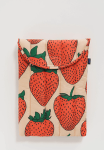 Baggu Puffy Laptop Sleeve Strawberry 16" - Uncommon