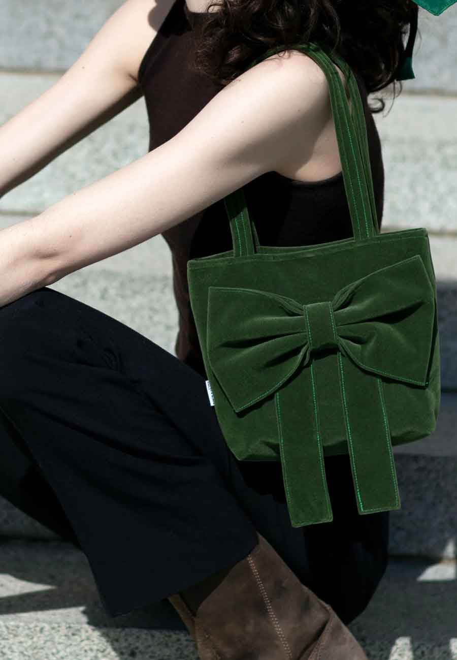 Caitlin Snell Medium Bow Bag Green